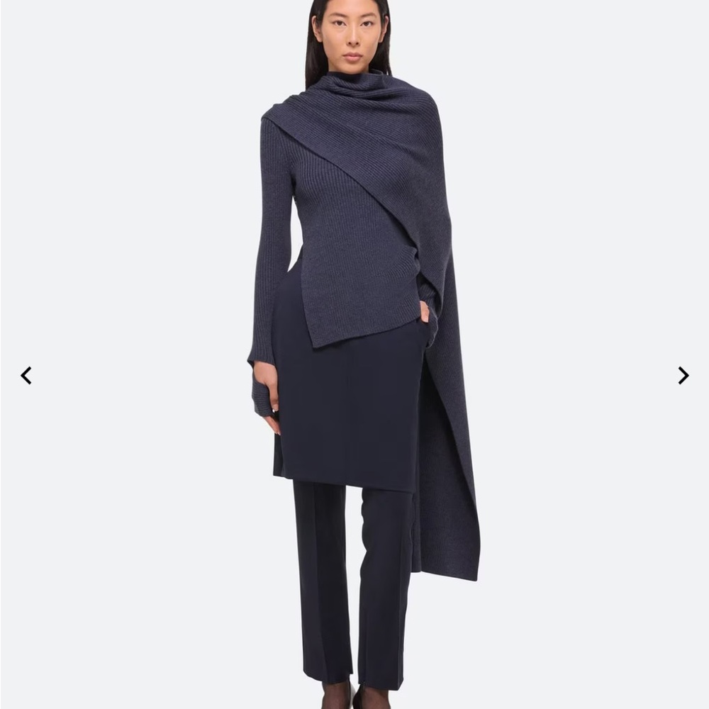 Elegant Helmut Lang Navy Wrap Sweater